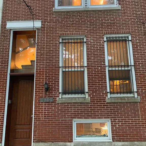 869 N La Salle Dr #2 — Photo 1