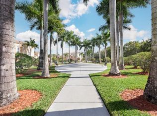 10022 NW 7th St UNIT 206, Miami, FL 33172