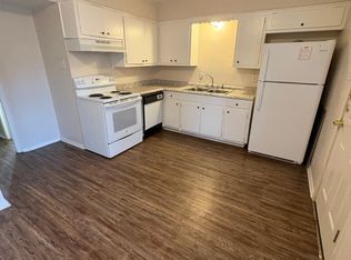 1301 N Eastman Rd APT D2, Longview, TX 75601