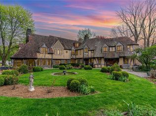 19 Sunset Blvd, Pittsford, NY 14534