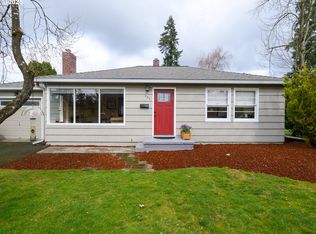 580 E Berkeley St, Gladstone, OR 97027
