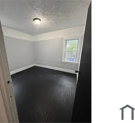 2 bed, $900 — Photo 4