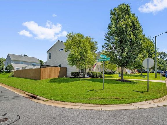 2nd image of 1497 Bromwich Dr