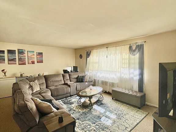 3rd image of 4918 Conrad St #G3