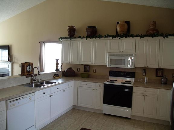 5th image of 245 Highwoods Plantation Ave