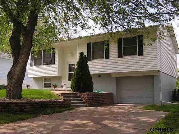 2nd image of 131 Debra Ave