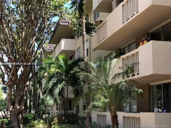 1800 Sans Souci Blvd APT 438, North Miami, FL 33181