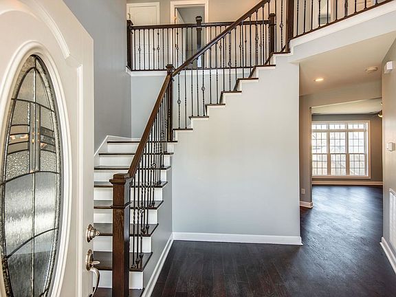 3rd image of 508 McGrath Dr