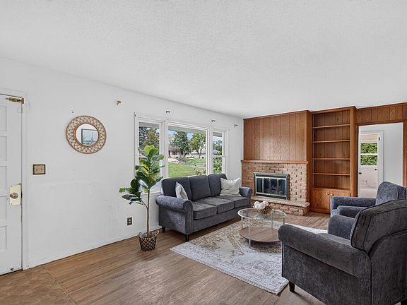 3rd image of 3500 W 89th St