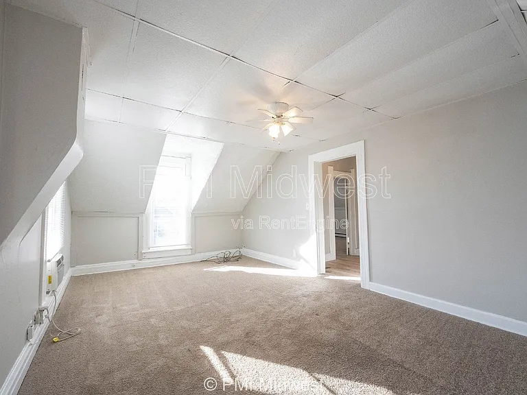 156 W Main St #C — Photo 9