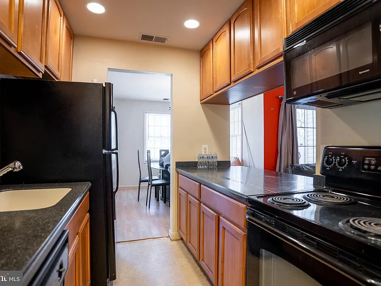 105 Westwick Ct #2 — Photo 4