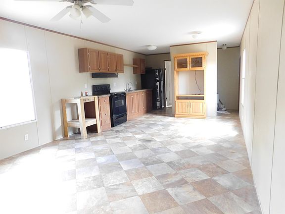 2nd image of 4005 Hilltop Dr APT D