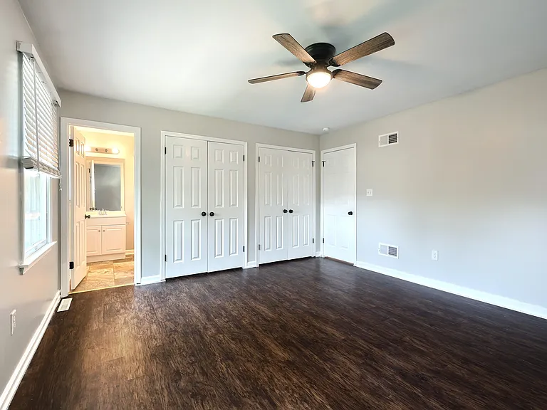 1676 Taylor Dr — Photo 22