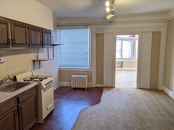 2nd image of 1453 Ridge Ave APT 1B