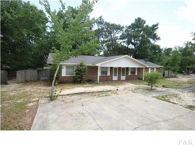 1st image of 4913-4915 Yacht Harbour Cir