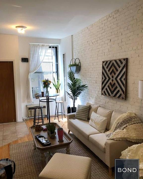 1st image of 322 E 89th St APT 1D
