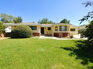 2446 S Linwood St, Visalia, CA