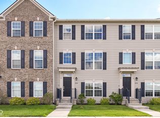 17276 Henslow Dr, Westfield, IN 46074