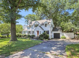 2304 N Randolph St, Arlington, VA 22207