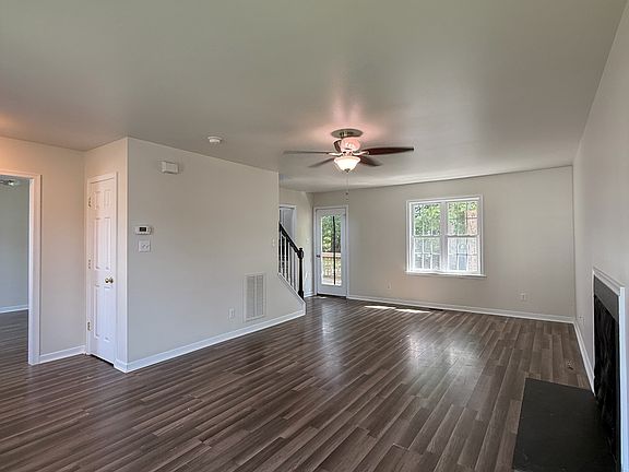 4th image of 11725 Walnut Wood Ct