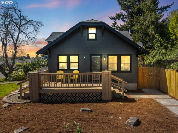 4320 Cornwall St, West Linn, OR 97068