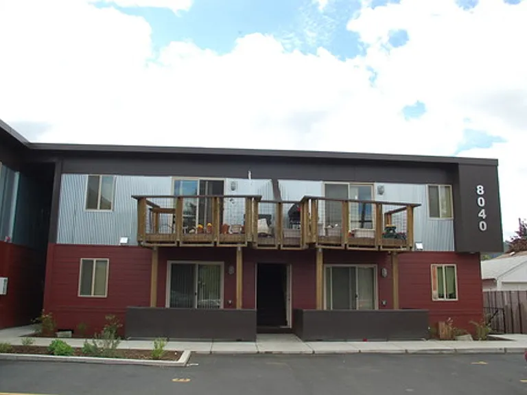 #74-Ivanhoe — Photo 2
