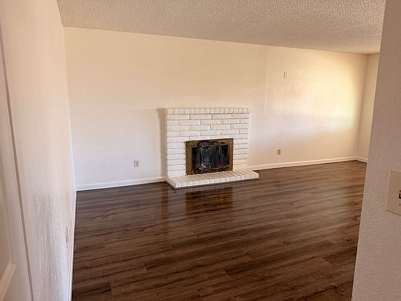 2nd image of 8829 Lansdowne Dr