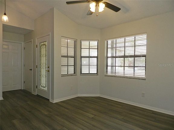 3rd image of 10204 Rainbridge Dr