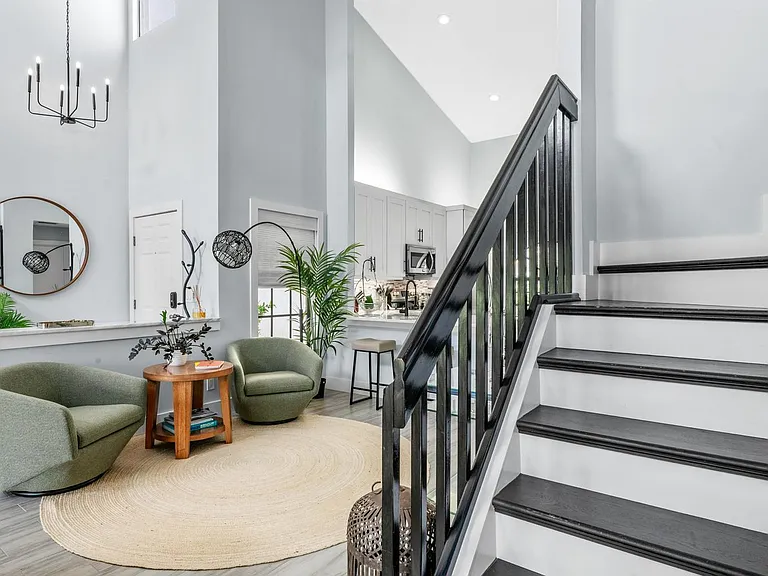 13549 Fountain View Blvd — Photo 30
