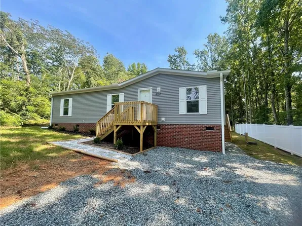 484 Avenue K, Lexington, NC 27292