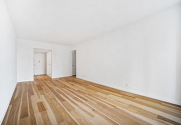 4th image of 245 E 93rd St APT 6L