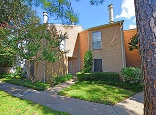 2176 Augusta Dr #43, Houston, TX 77057