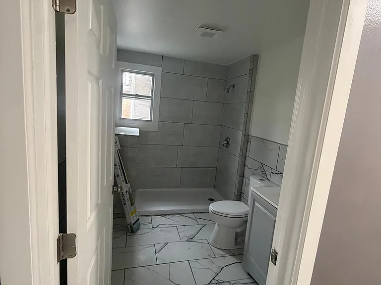 1383 5th Ave — Photo 14
