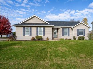 6413 Madison St, Davenport, IA 52806