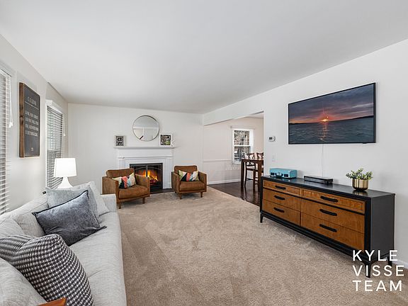 2nd image of 4317 Kennilworth Dr SE