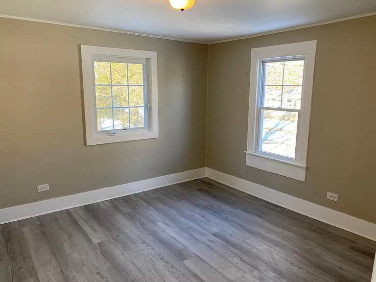 18 Cameron Ave — Photo 9