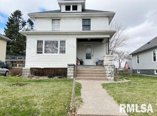 1650 W Pleasant St, Davenport, IA