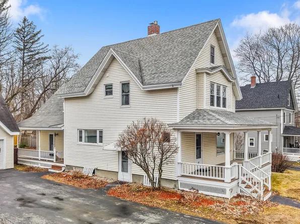 17 Grove Street, Brewer, ME 04412