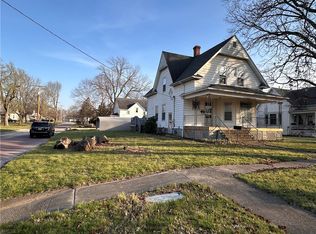 101 W South St, Nokomis, IL