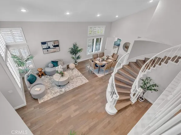 537 Savona Way, Oak Park, CA 91377