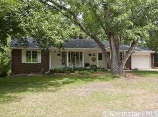 15612 Wing Lake Dr, Minnetonka, MN 55345
