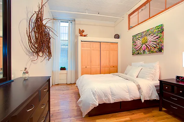 Sold by City Connections Realty | media 6