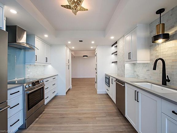 4th image of 6075 Pelican Bay BLVD #704