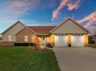 1380 110th St, Pleasant Prairie, WI 53158