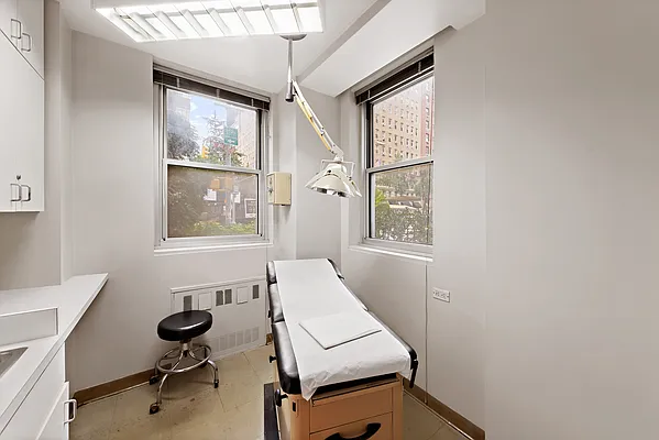 Sold by Compass | media 4