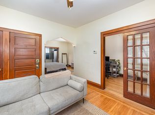 322 8th Ave NE #1, Minneapolis, MN 55413