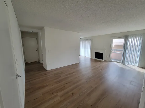 4715 Orion Ave APT 105, Sherman Oaks, CA 91403