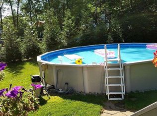 28 Trottingham Rd, Saratoga Springs, NY 12866