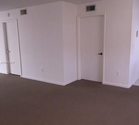 5th image of 2502 SE 19th Pl #201-A