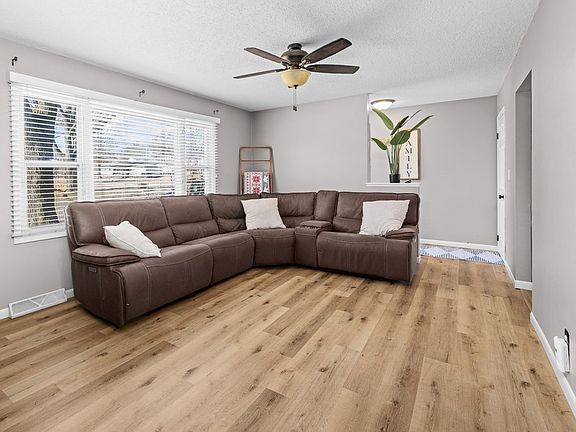 4th image of 4825 Ripley St